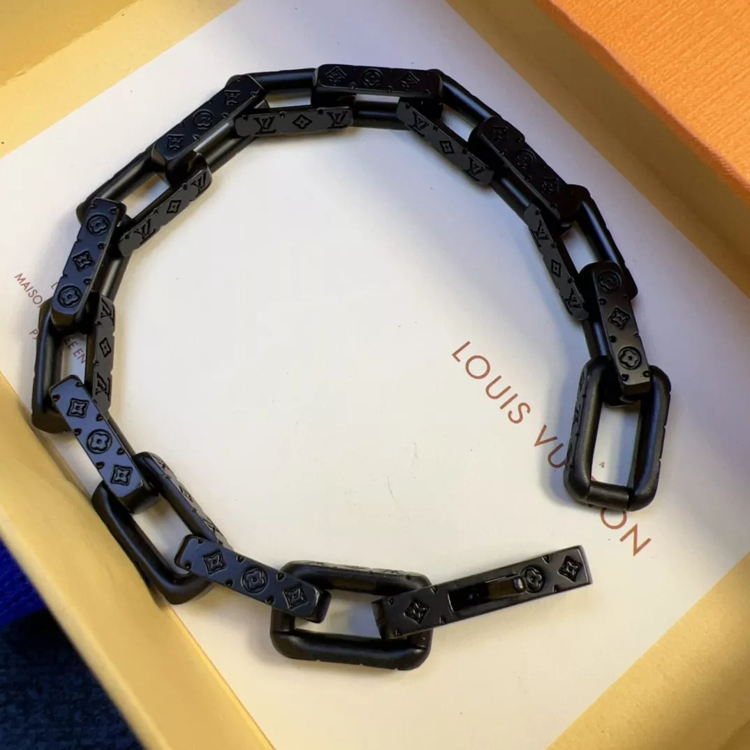 louis vuitton lv bracelets s_1270b0b1